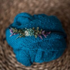 Diadema de flores preservadas y wrap con textura